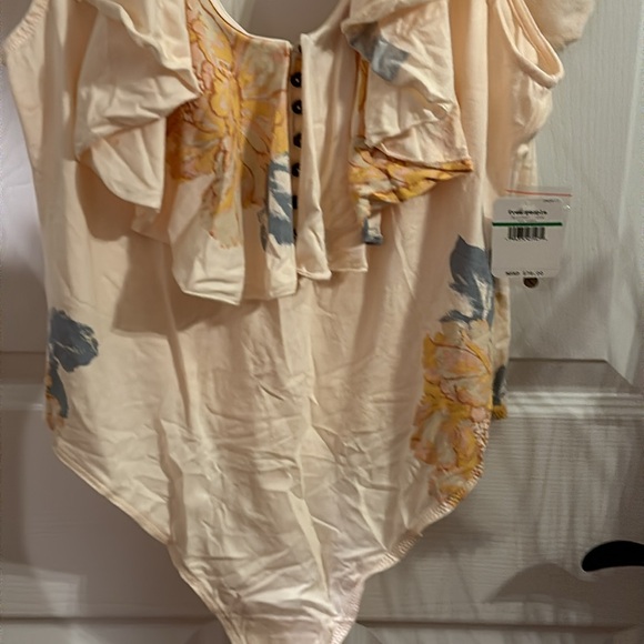 Free People Women’s Bodysuit w/Button Front & Ruffle Detail NWT, Large - Picture 14 of 16